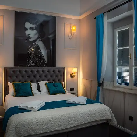 Bajamonti With Amazing View Split